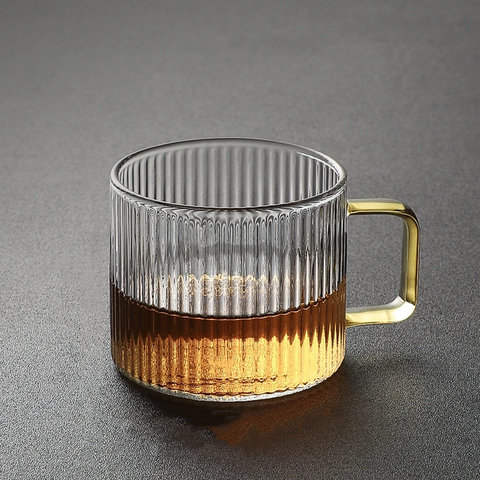 Elegantes tazas de cristal para espresso