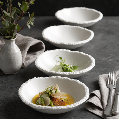 Set di 4 ciotole bianche con texture effetto roccia