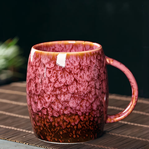 Tazas de café retro con contraste radiante