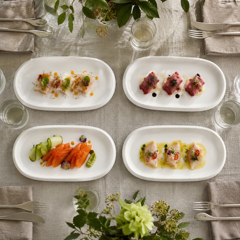 Ensemble de 4 assiettes de service ovales à bord pierre