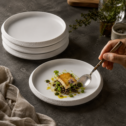 Set of 4 - Stone-Edge White Dinner Plates